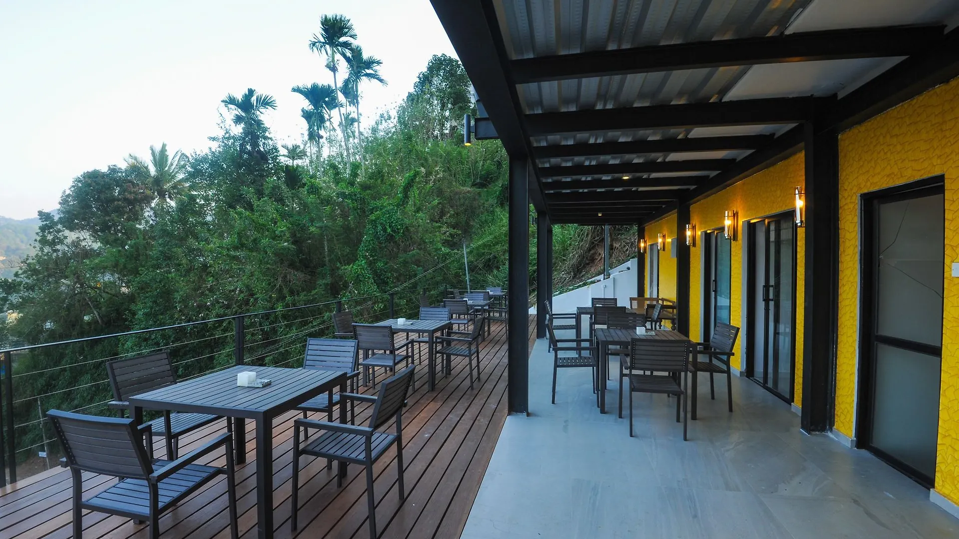 Отель Sky Terrace Канди